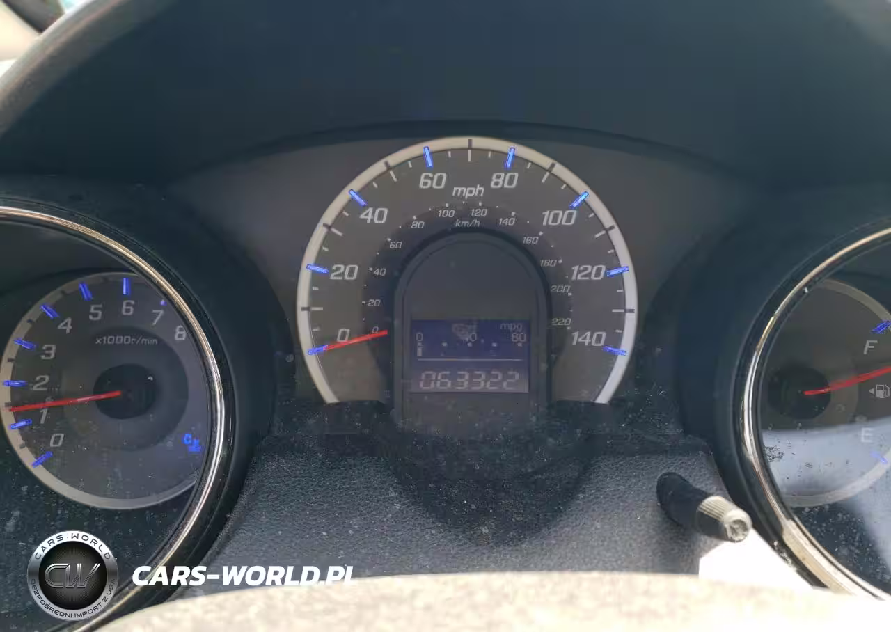 2013 Honda Fit Sport VIN:JHMGE8H53DC048867 - 9