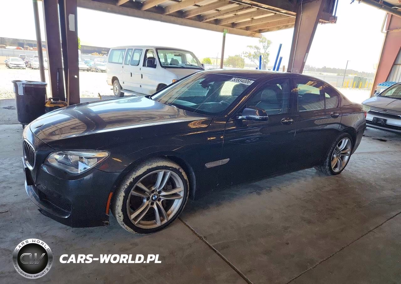 2013 BMW 750 I