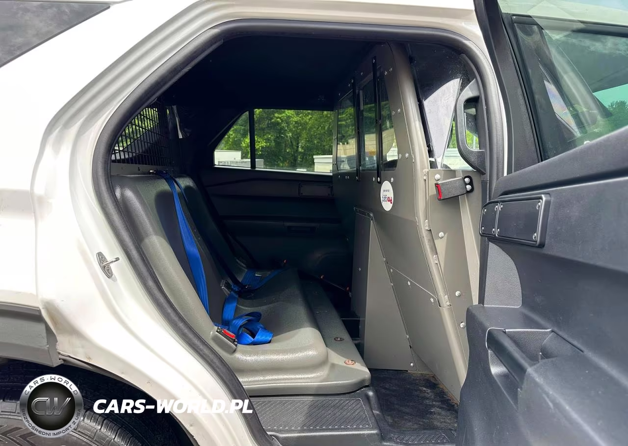 2022 Ford Explorer Police Interceptor VIN:1FM5K8AW7NNA02285 - 8