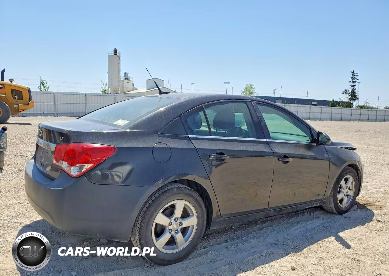 2014 Chevrolet Cruze Lt VIN:1G1PC5SB2E7389300 - 3