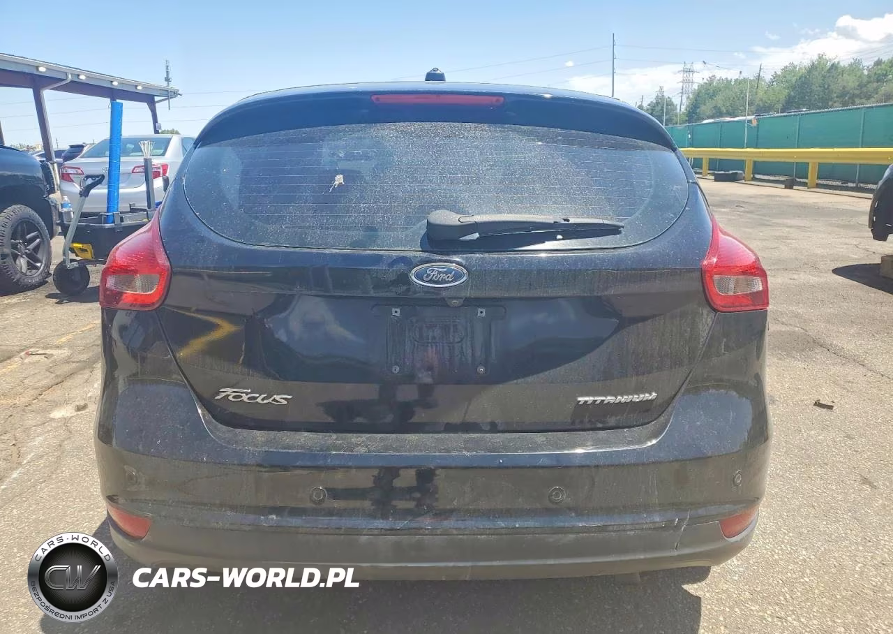 2017 Ford Focus Titanium VIN:1FADP3N29HL329000 - 6