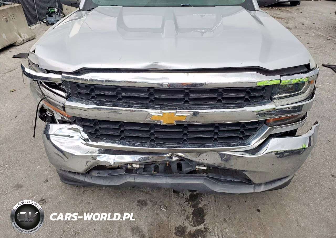 2018 Chevrolet Silverado C1500 Lt VIN:1GCRCREC0JZ173360 - 11