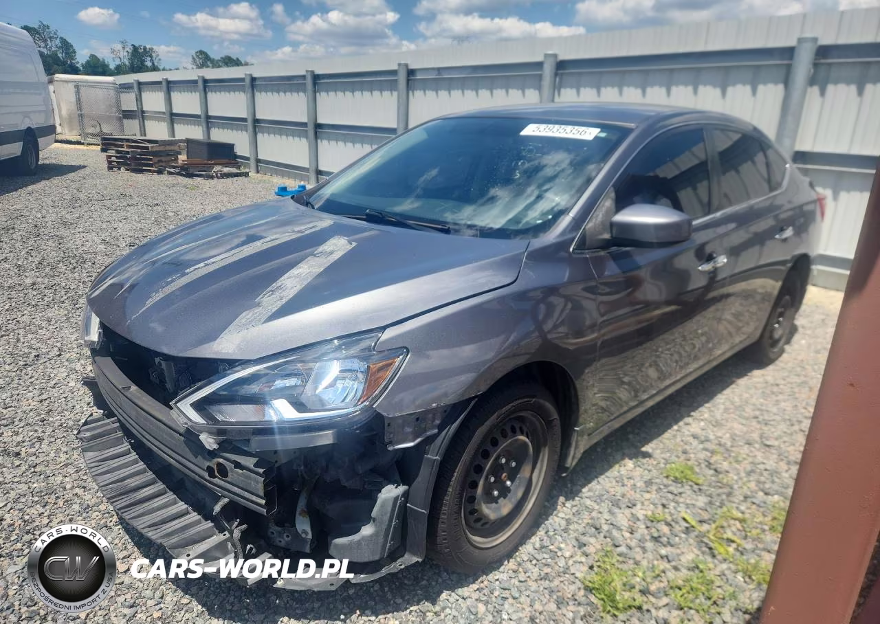 2017 Nissan Sentra S – zdjęcie 1 z 12