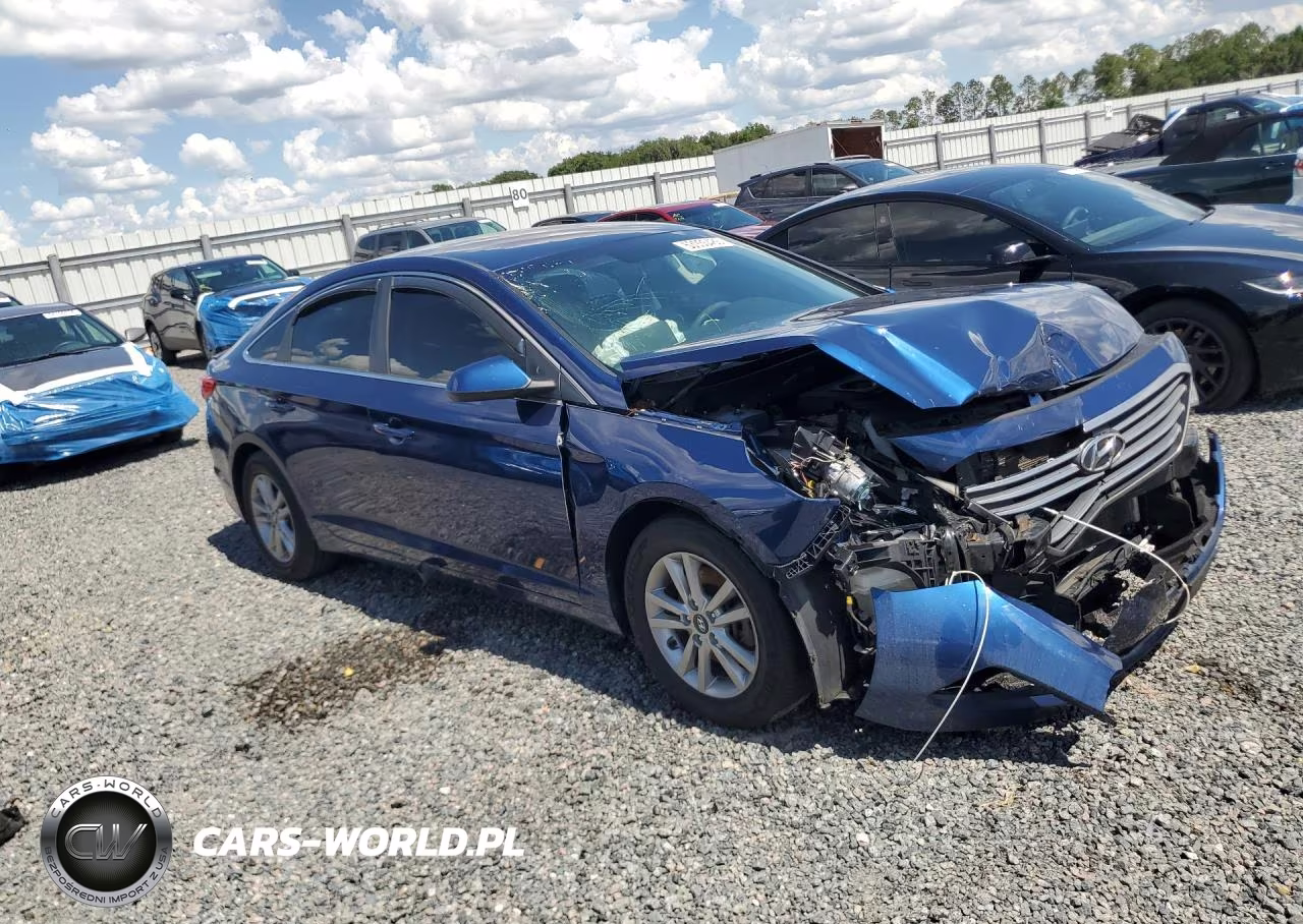 2017 Hyundai Sonata Se VIN:5NPE24AF0HH492313 - 4