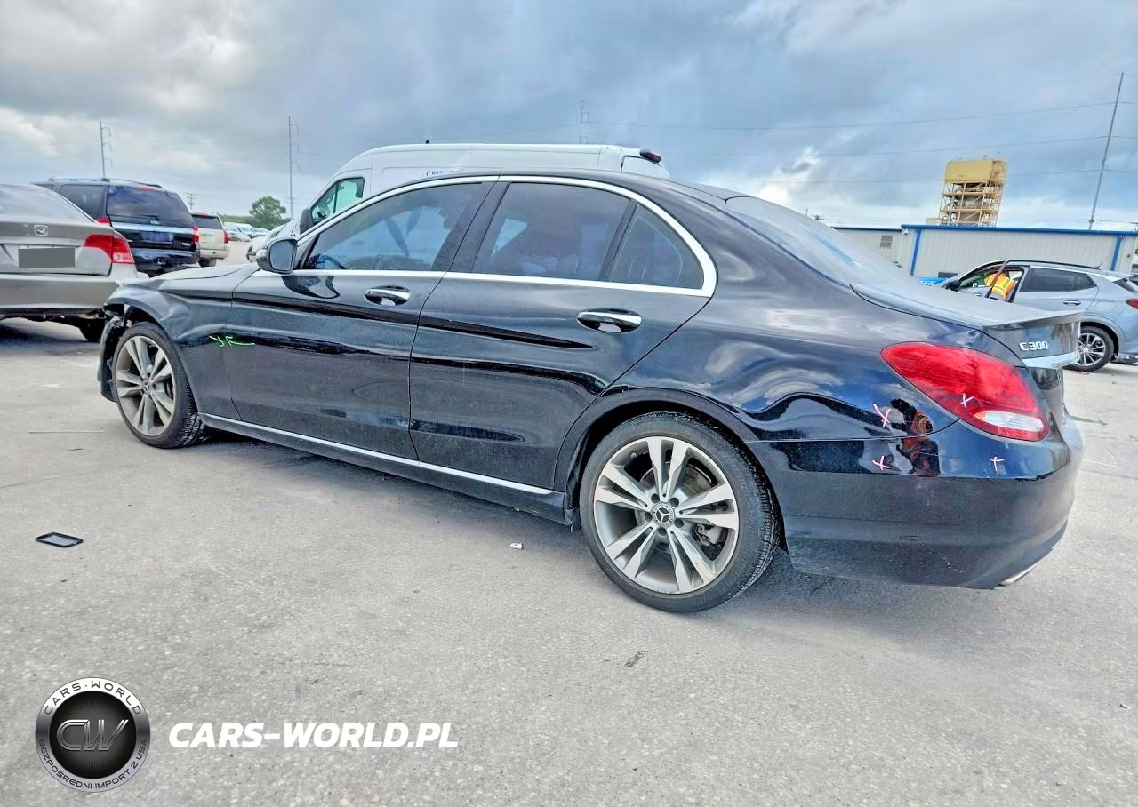 2018 Mercedes-Benz C 300 VIN:55SWF4JBXJU244322 - 2