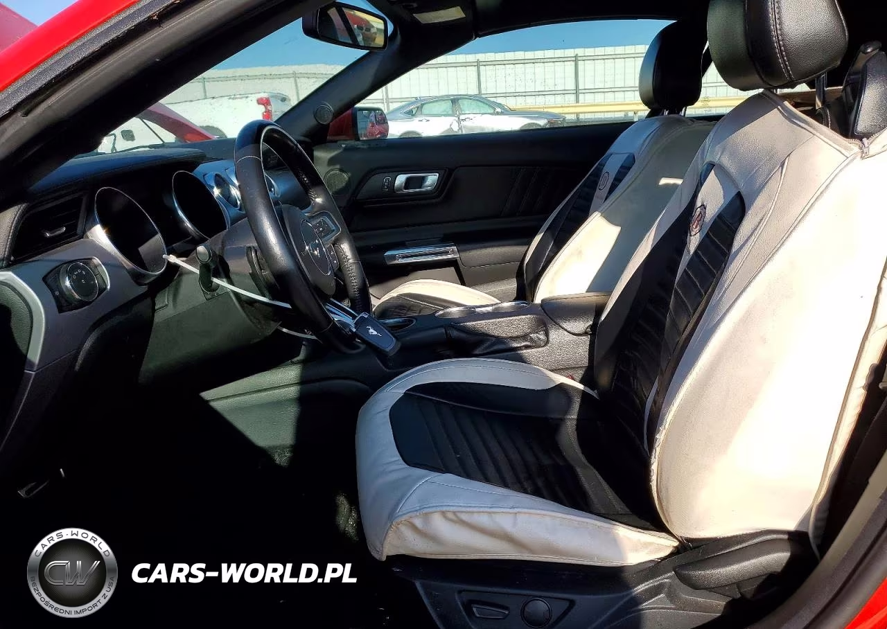 2020 Ford Mustang VIN:1FATP8UH9L5137653 - 7