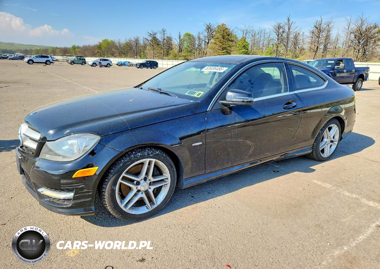 2012 Mercedes-Benz C 350 – zdjęcie 1 z 12