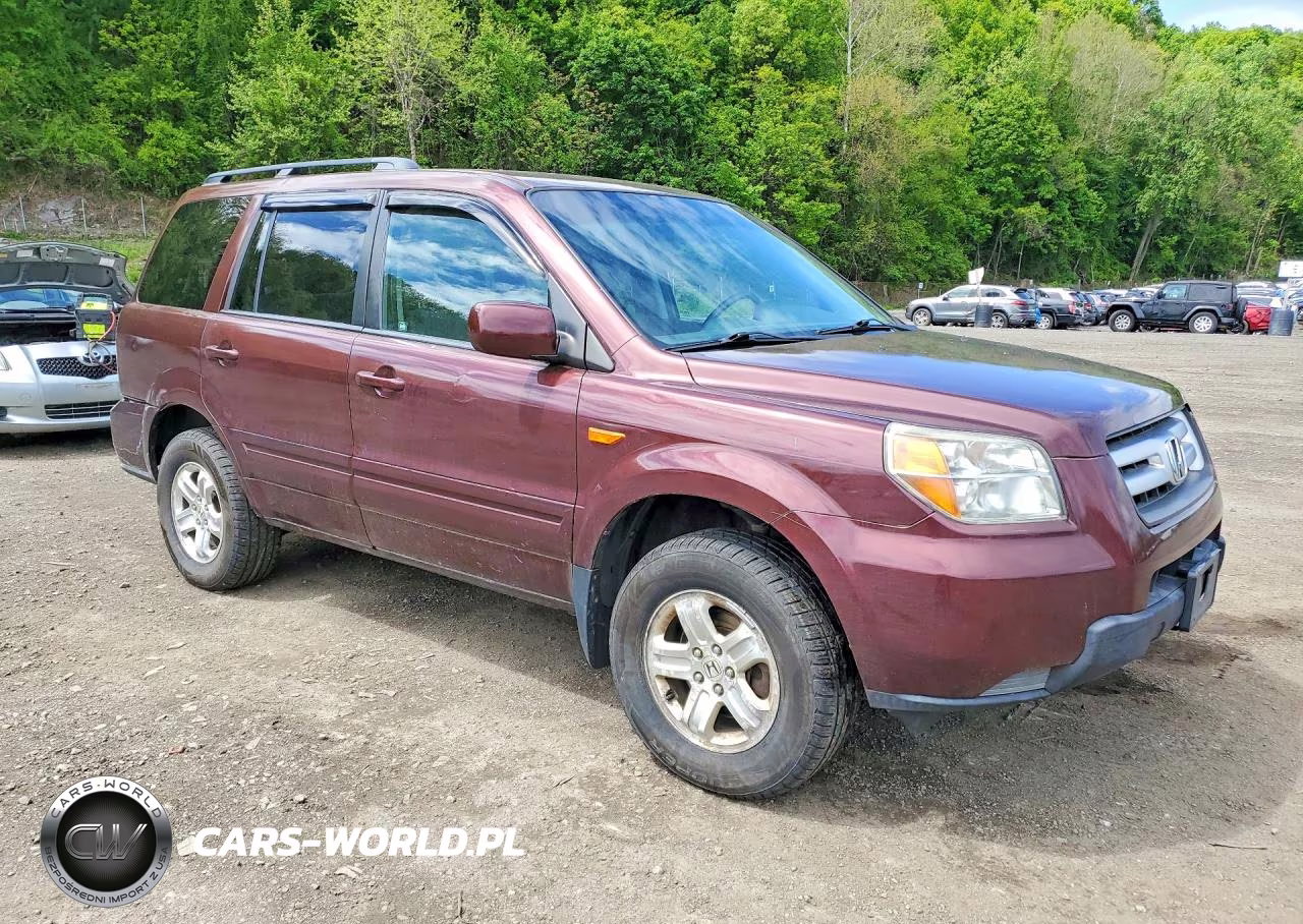 2008 Honda Pilot VIN:5FNYF18258B023977 - 4