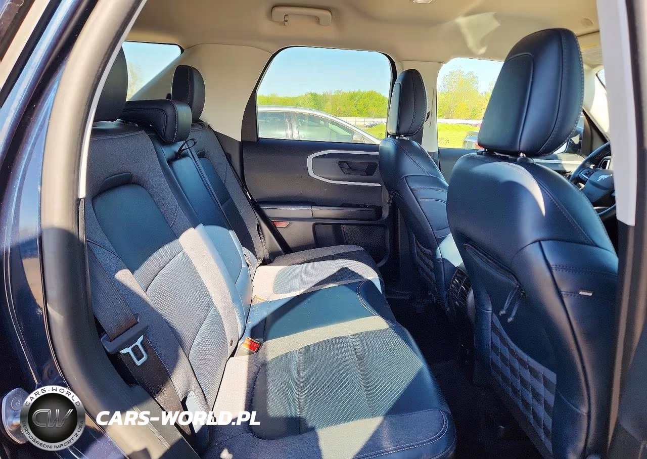 2021 Ford Bronco Sport Outer Banks VIN:3FMCR9C68MRA37662 - 10