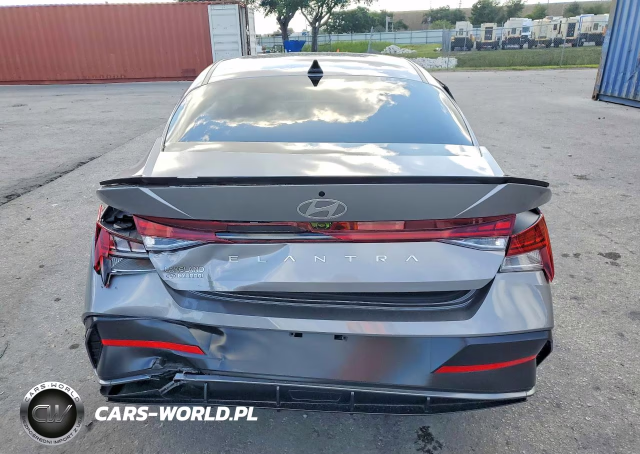 2025 Hyundai Elantra Sel VIN:KMHLS4DG8SU944254 - 6