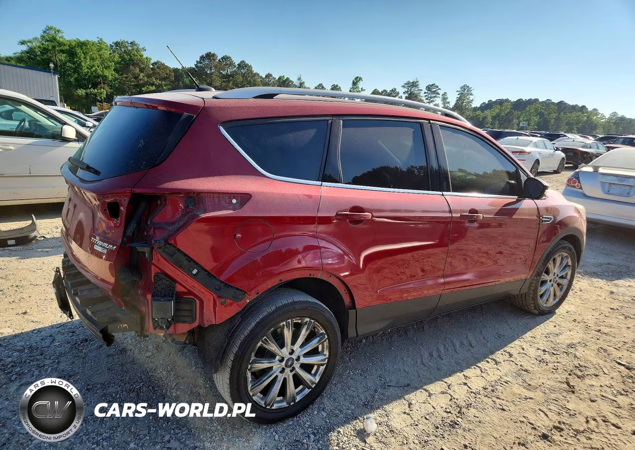 2017 Ford Escape Titanium VIN:1FMCU9J96HUE65921 - 3