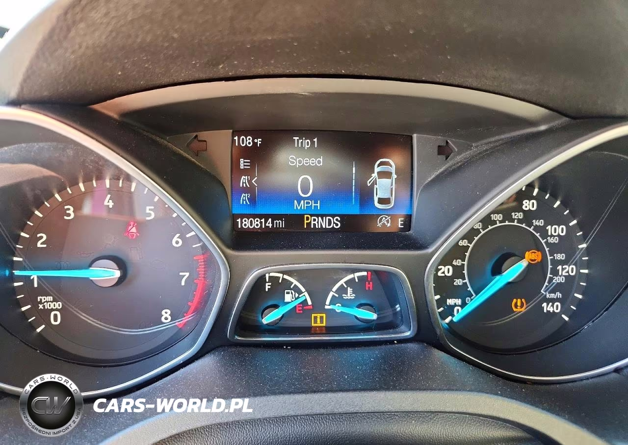 2017 Ford Escape Titanium VIN:1FMCU9J96HUE65921 - 9
