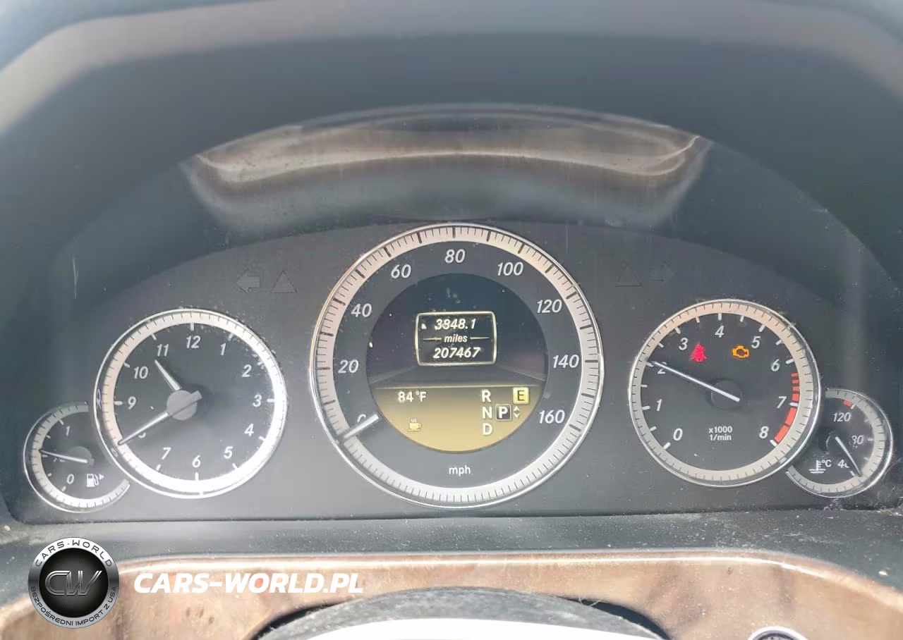 2011 Mercedes-Benz E 350 4Matic VIN:WDDHF8HB8BA493323 - 9