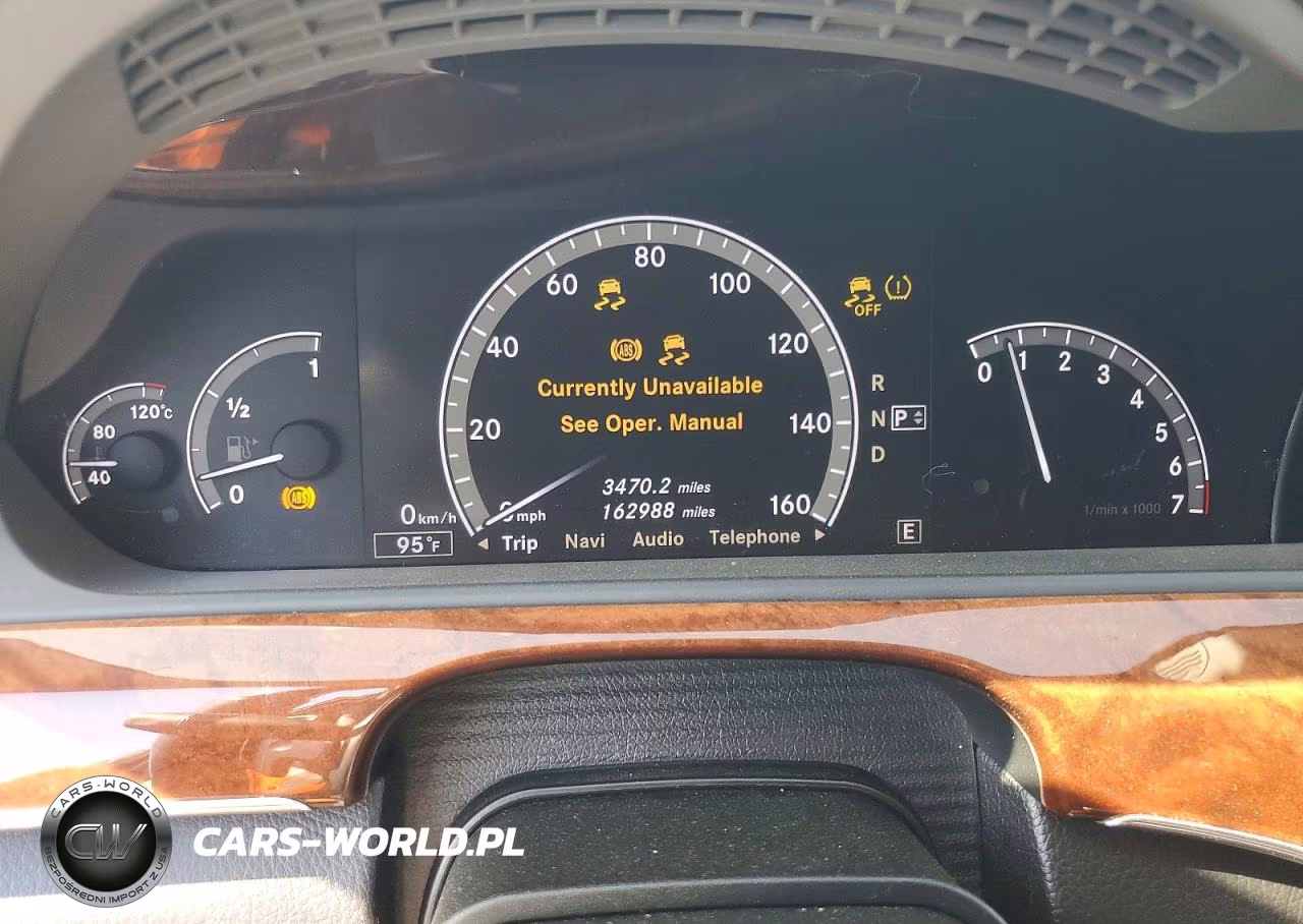 2011 Mercedes-Benz S 550 VIN:WDDNG7BB2BA361659 - 9