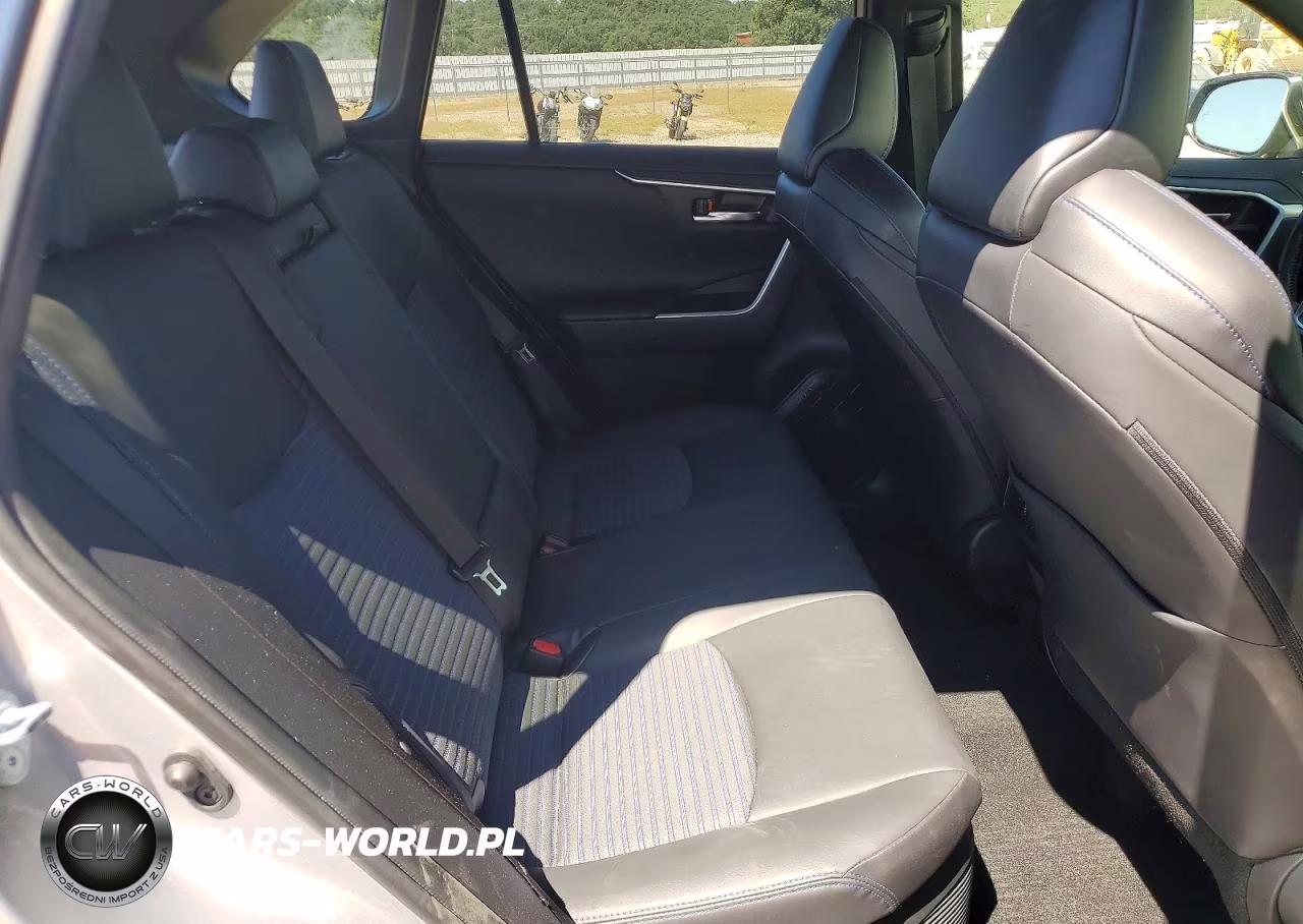 2021 Toyota Rav4 Xse VIN:JTME6RFV8MD515712 - 10