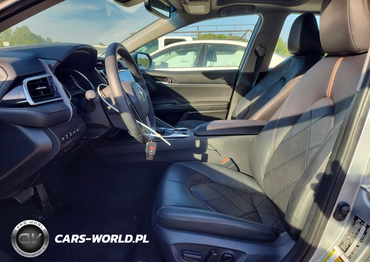 2018 Toyota Camry Hybrid Xle VIN:4T1B21HK4JU001141 - 7