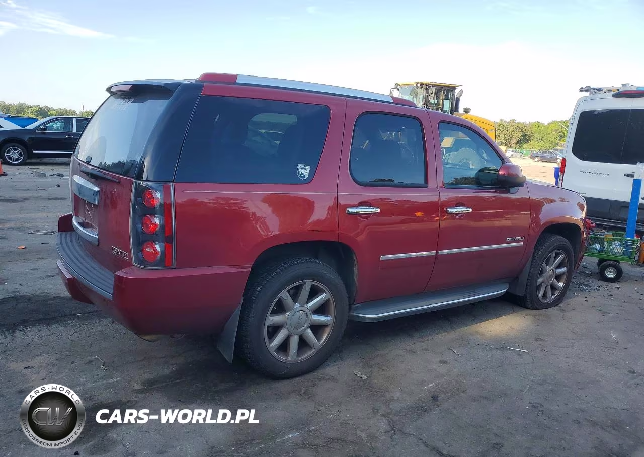 2013 GMC Yukon Denali VIN:1GKS1EEF3DR125709 - 3