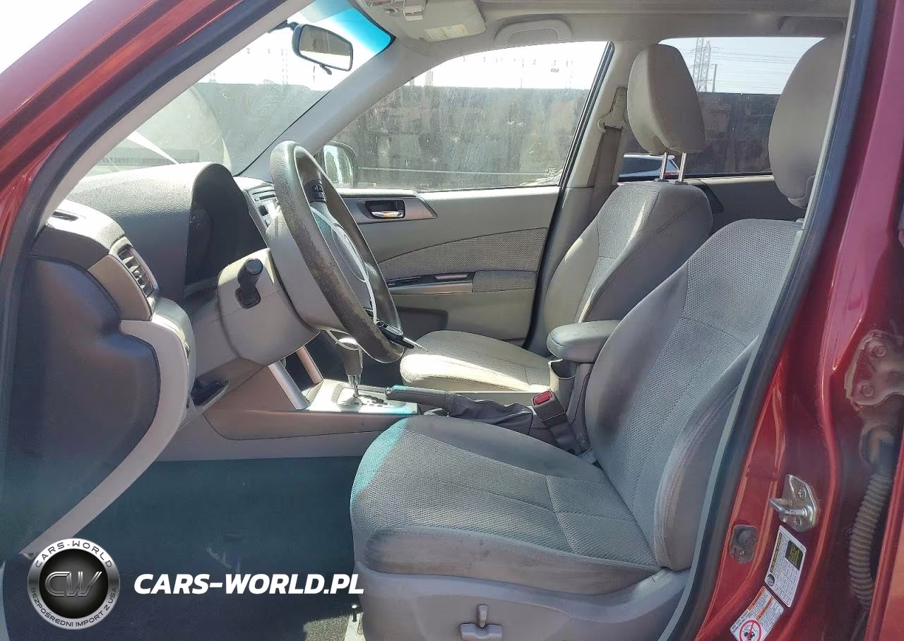 2013 Subaru Forester 2.5X VIN:JF2SHGACXDH432414 - 7