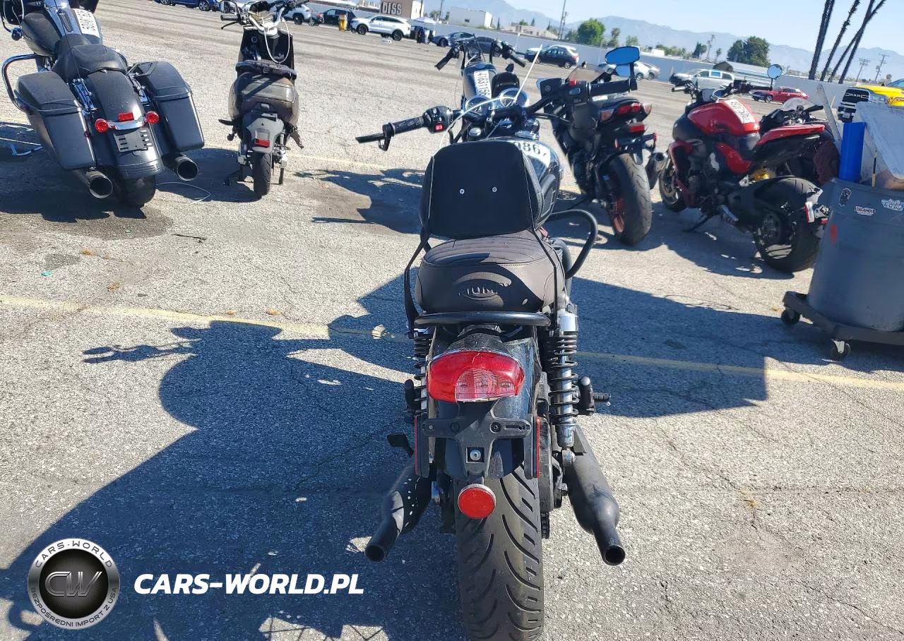 2017 Triumph Motorcycle Bonneville T120 VIN:SMTD40HL8HT793063 - 4