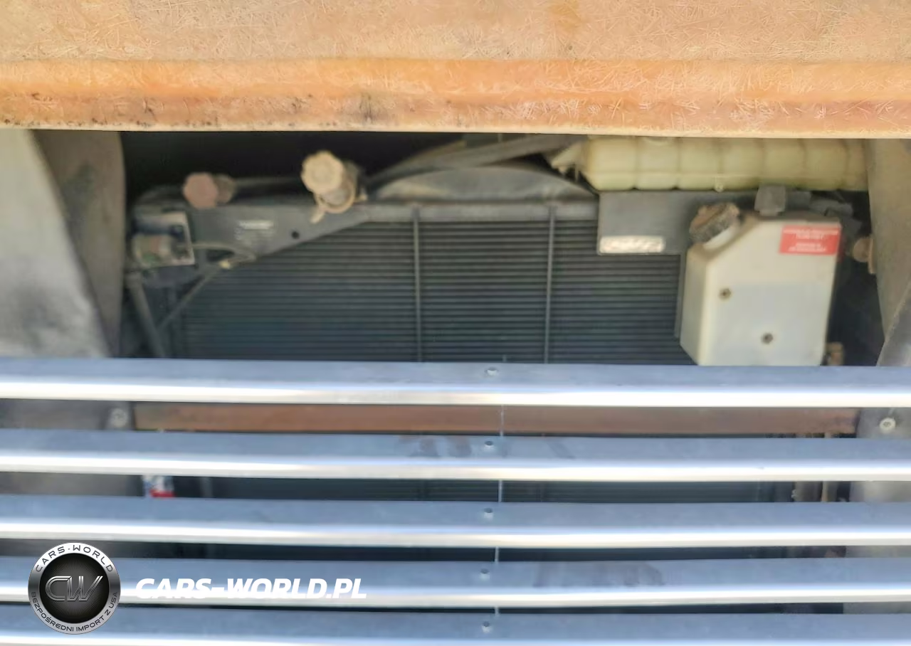 2000 Freightliner Chassis X Line Motor Home VIN:4UZ6XFBA5YCF99159 - 7