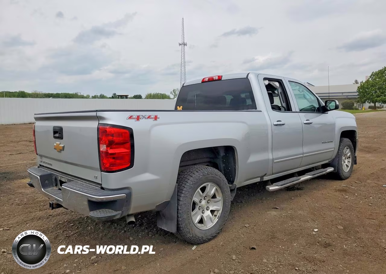 2017 Chevrolet Silverado K1500 Lt VIN:1GCVKREC3HZ383382 - 3