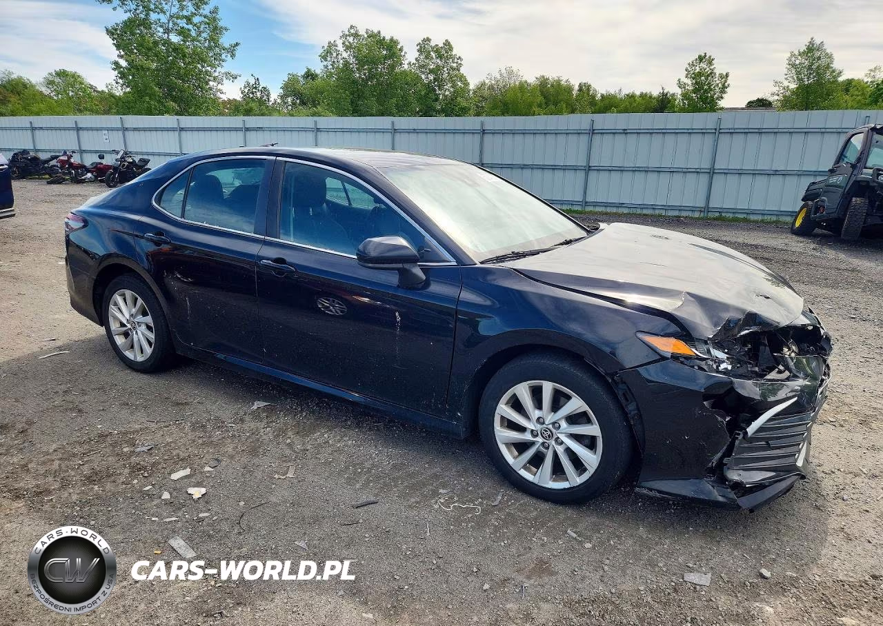 2021 Toyota Camry Le VIN:4T1C11BK5MU024352 - 4
