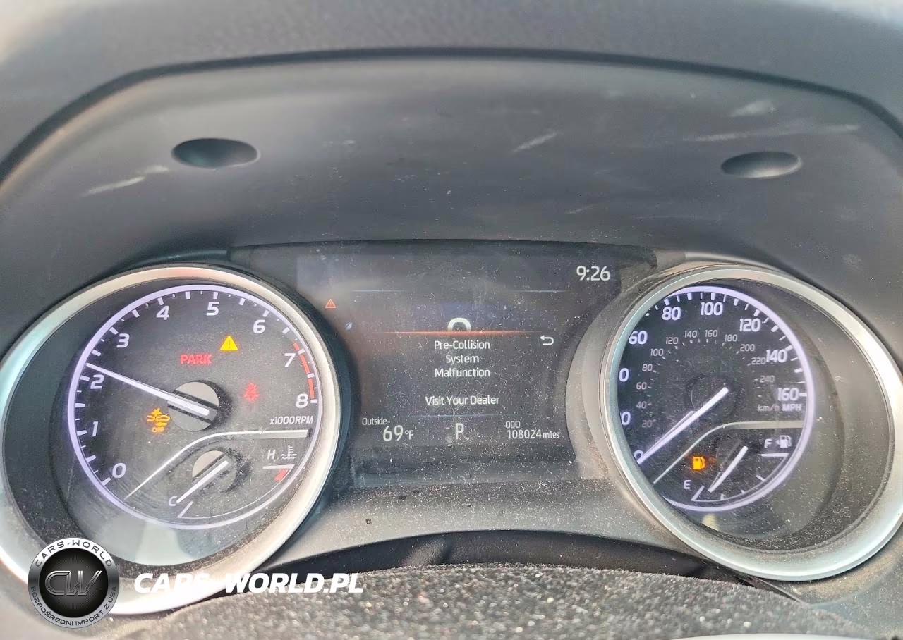 2021 Toyota Camry Le VIN:4T1C11BK5MU024352 - 9