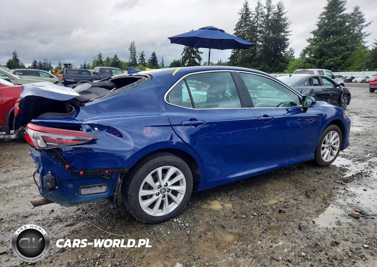 2024 Toyota Camry Le VIN:4T1C11BKXRU129332 - 3
