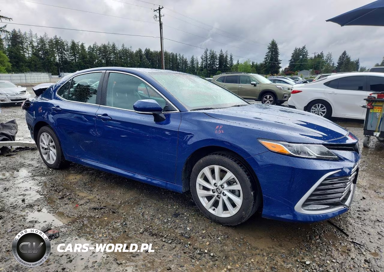 2024 Toyota Camry Le VIN:4T1C11BKXRU129332 - 4