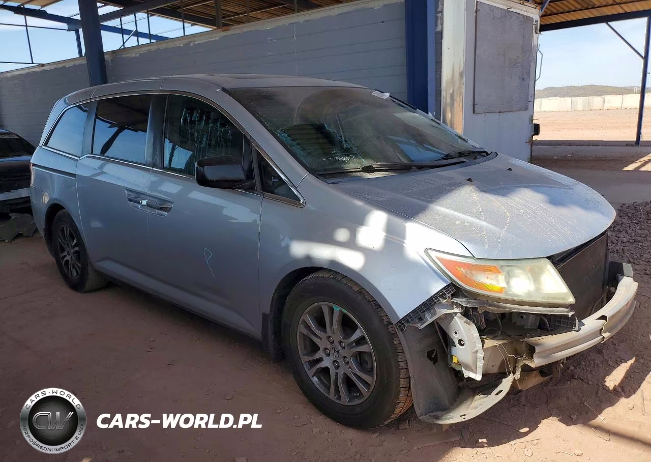 2013 Honda Odyssey Exl VIN:5FNRL5H6XDB078541 - 4