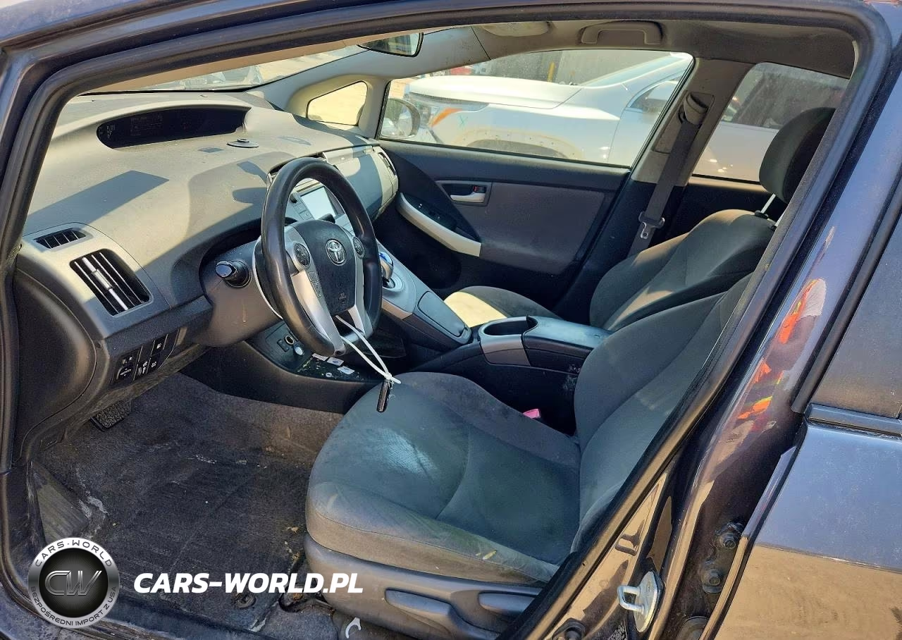 2013 Toyota Prius Plug-In Hybrid Base VIN:JTDKN3DP5D3031610 - 7