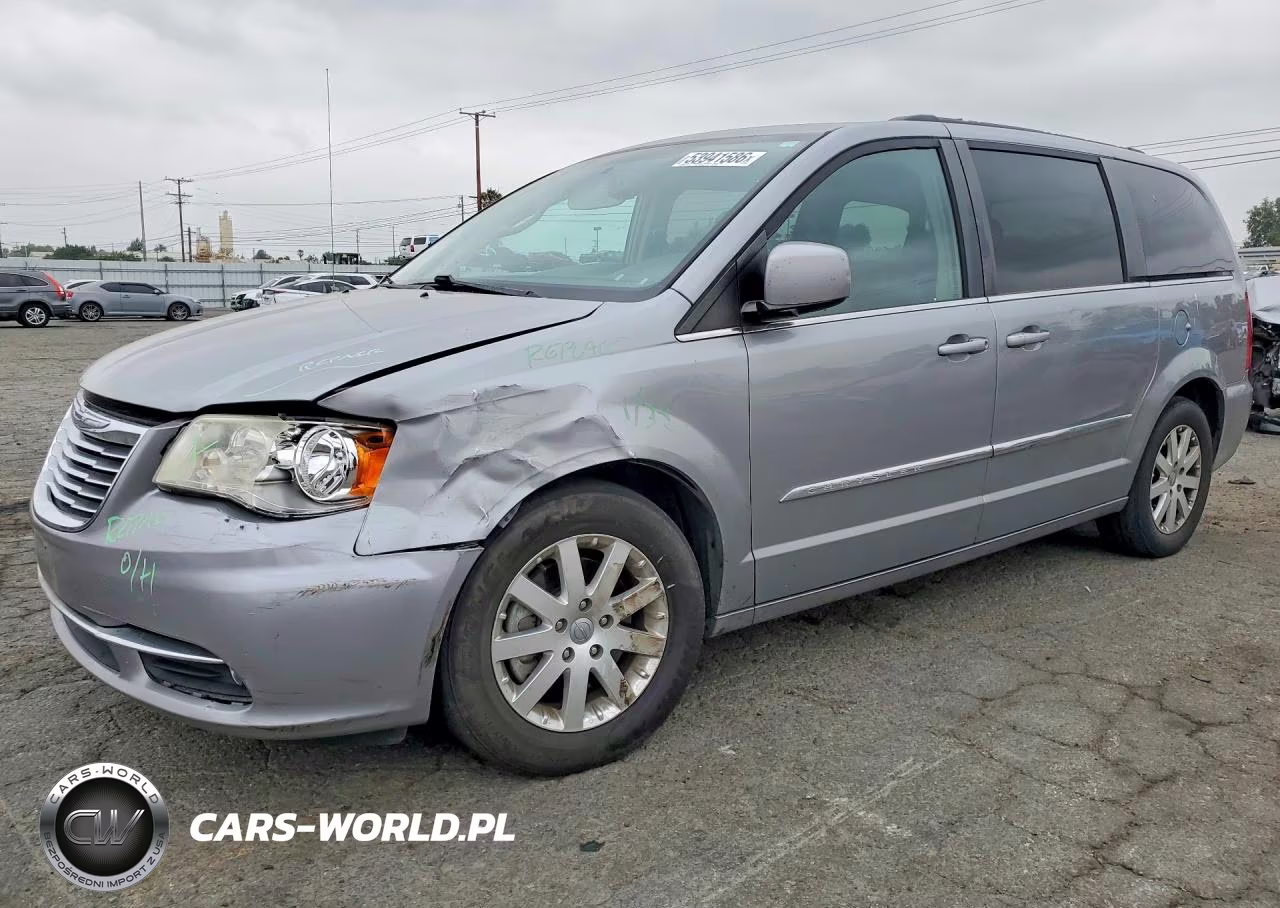 2014 Chrysler Town & Country Touring