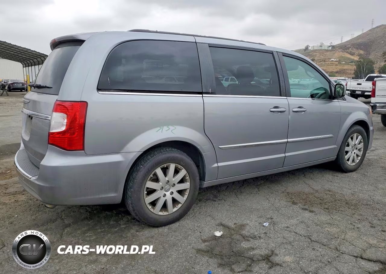 2014 Chrysler Town & Country Touring VIN:2C4RC1BG4ER434935 - 3