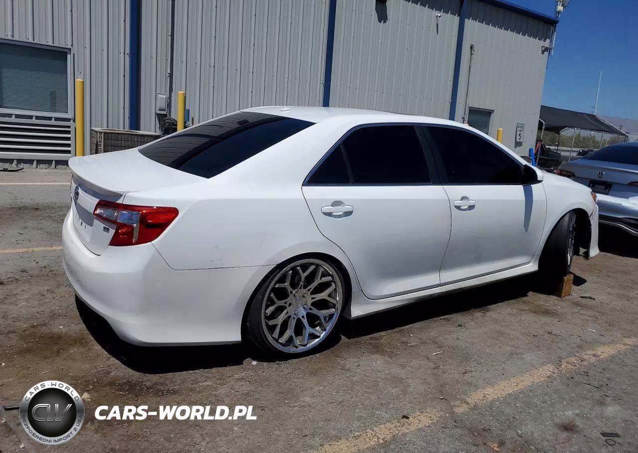 2012 Toyota Camry Se V6 VIN:4T1BK1FK5CU510662 - 3