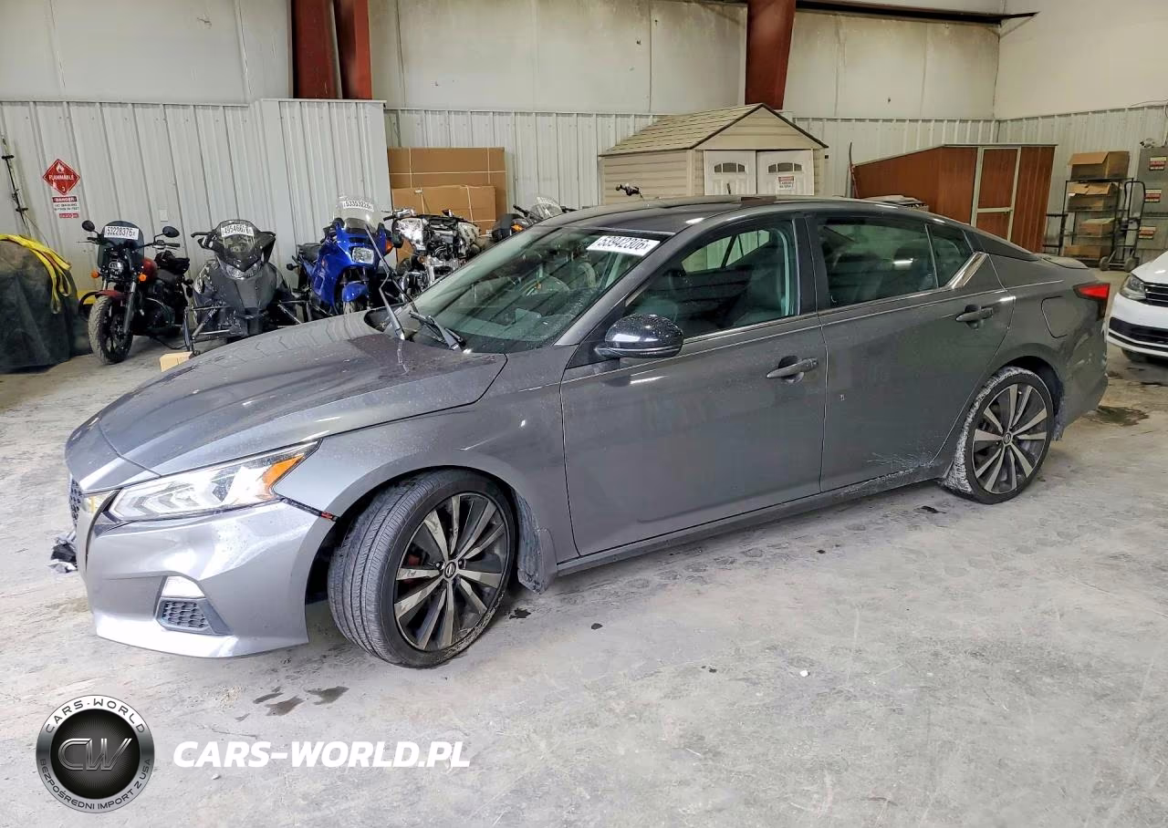 2019 Nissan Altima Sr – zdjęcie 1 z 12