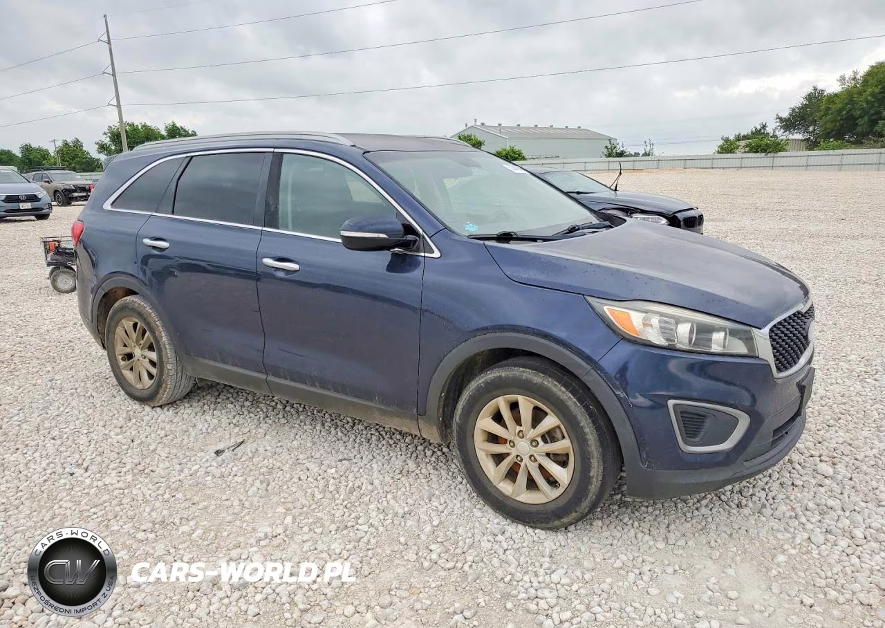 2016 Kia Sorento Lx V6 VIN:5XYPG4A56GG002495 - 4