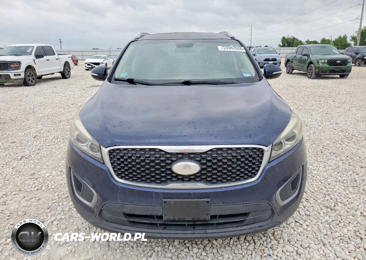 2016 Kia Sorento Lx V6 VIN:5XYPG4A56GG002495 - 5