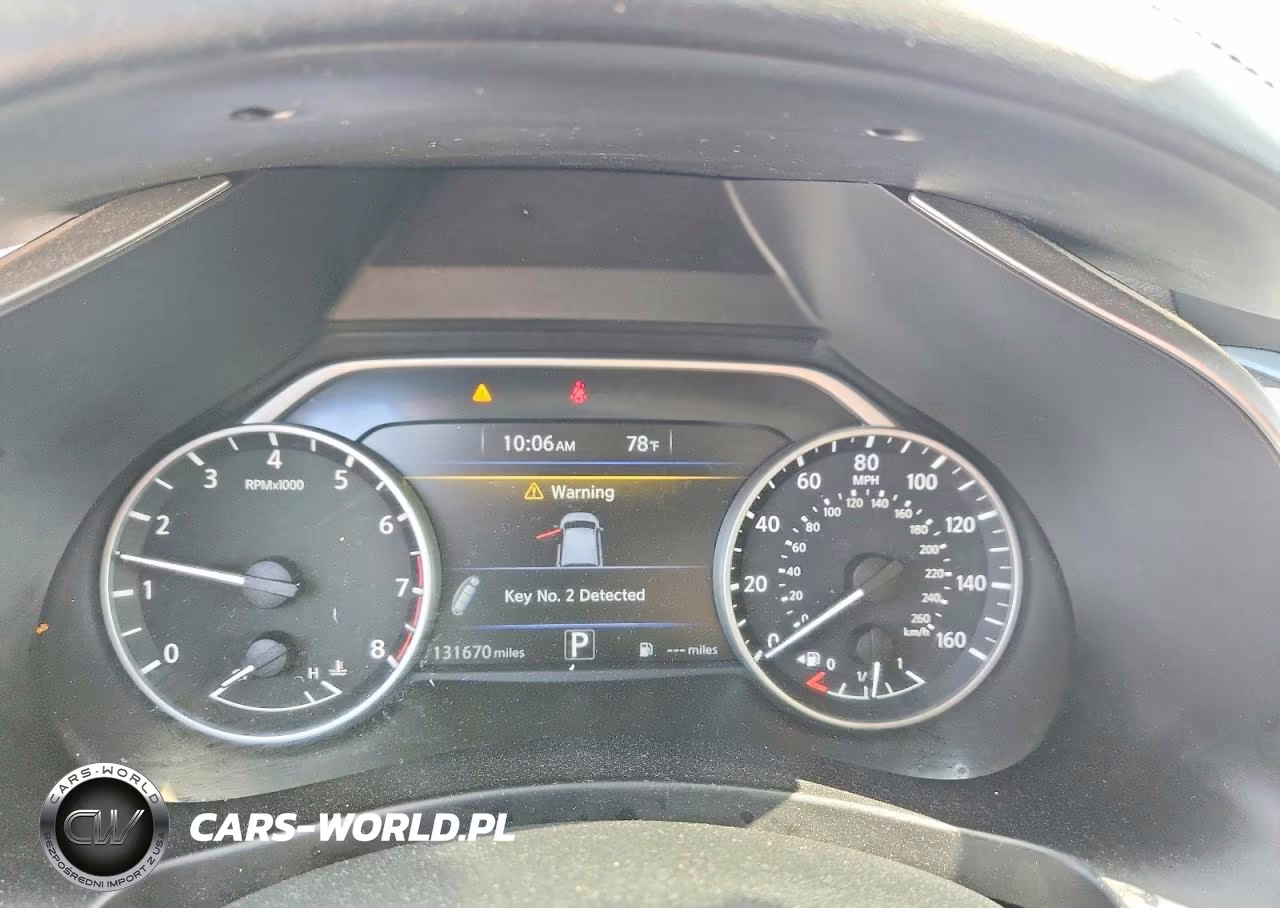 2018 Nissan Murano S VIN:5N1AZ2MHXJN165382 - 9