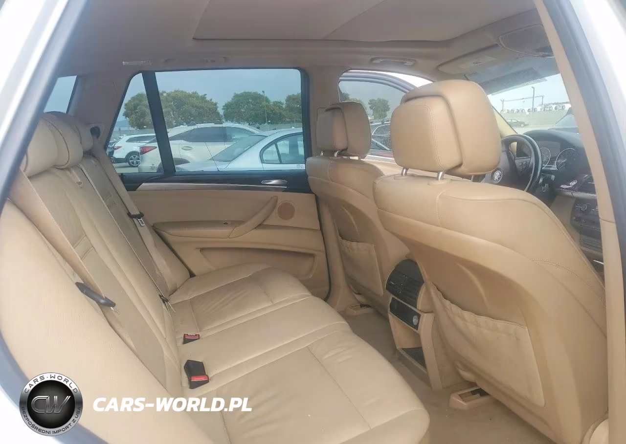 2011 BMW X5 VIN:5UXZV4C54BL742330 - 11
