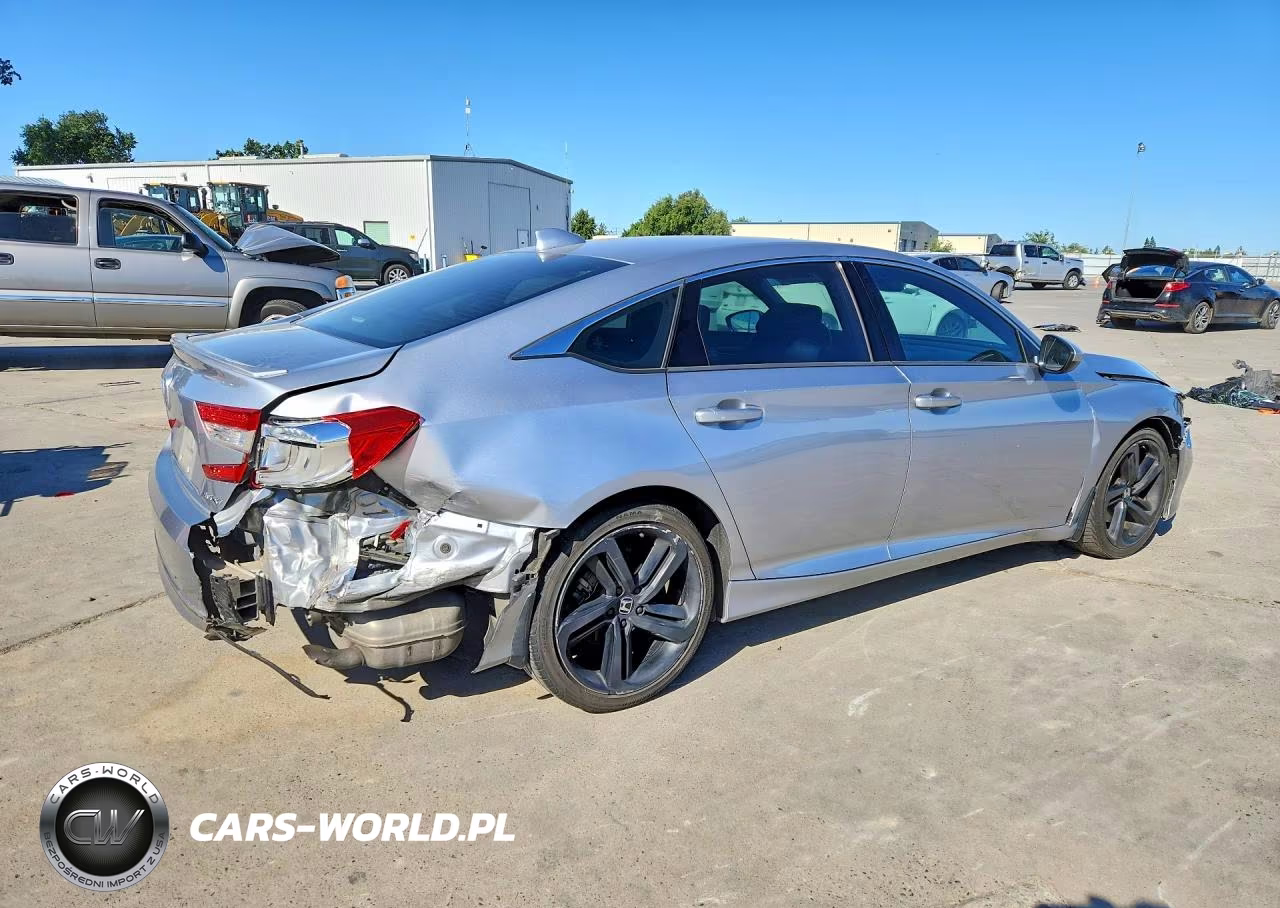 2018 Honda Accord Sport VIN:1HGCV1F34JA244981 - 3
