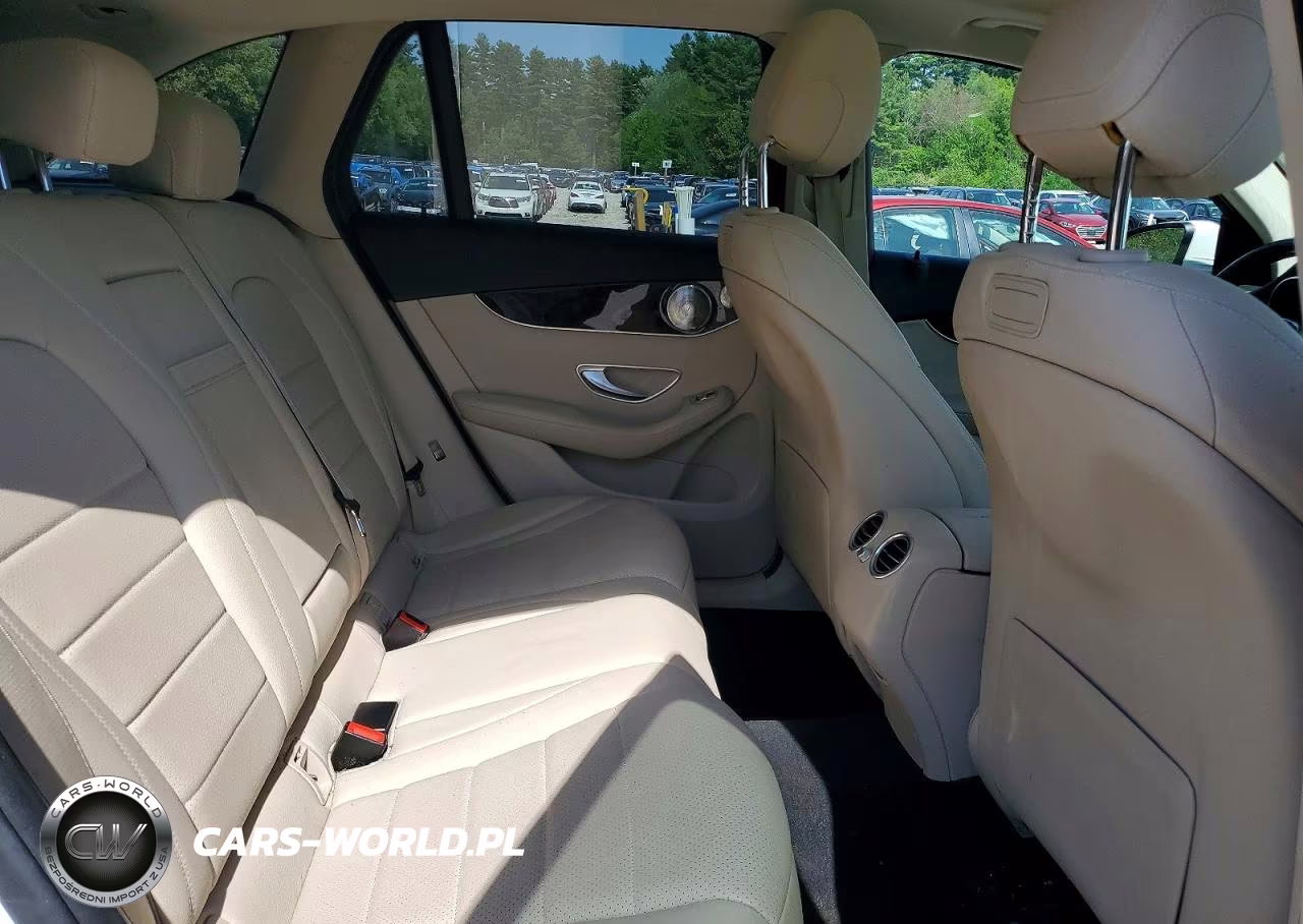 2018 Mercedes-Benz Glc 300 4Matic VIN:WDC0G4KBXJV040327 - 11