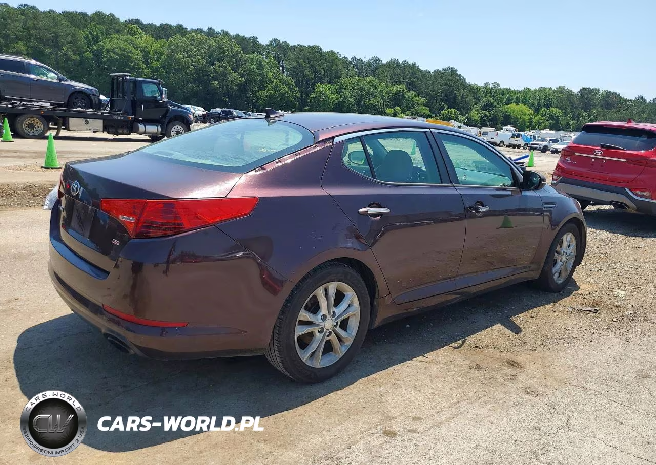 2013 Kia Optima Lx VIN:5XXGM4A78DG213255 - 3