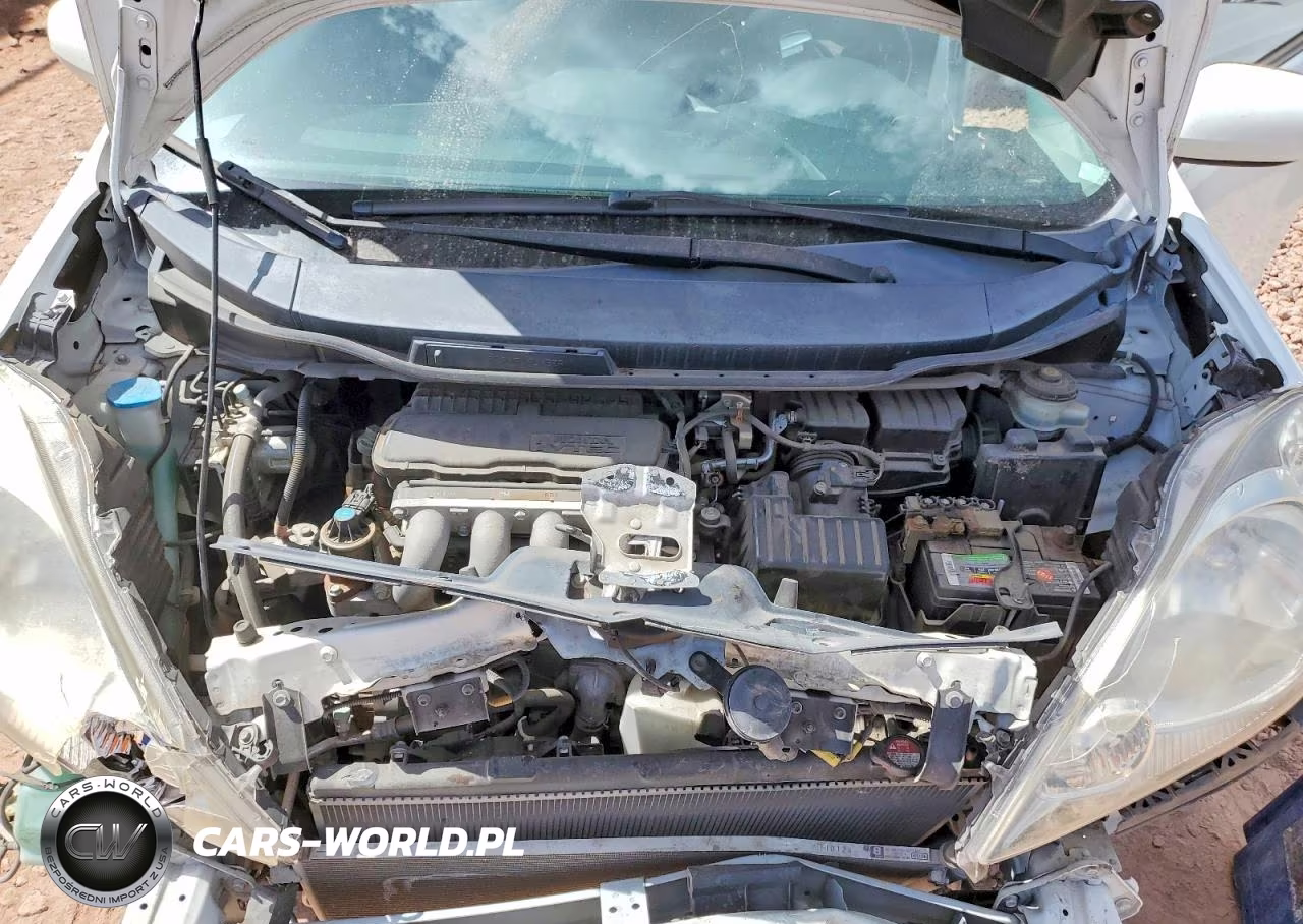 2011 Honda Fit Sport VIN:JHMGE8H5XBS000592 - 11