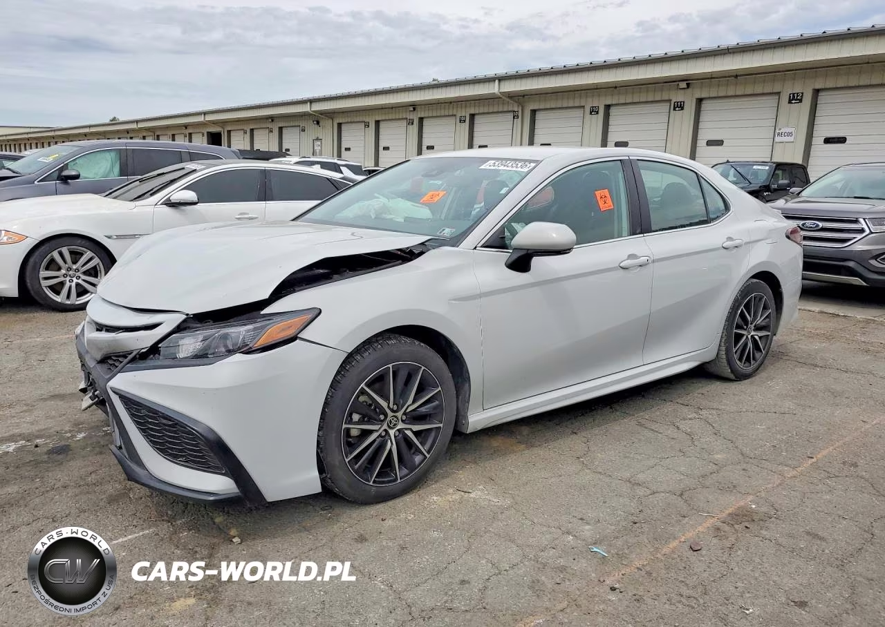 2024 Toyota Camry Se – zdjęcie 1 z 12