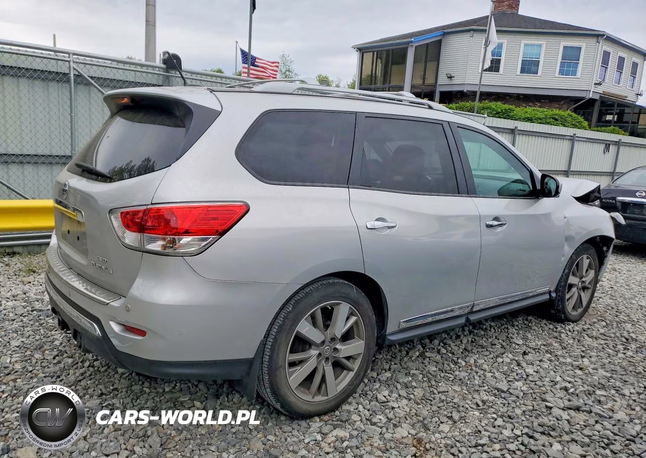 2016 Nissan Pathfinder Platinum VIN:5N1AR2MM6GC611349 - 3