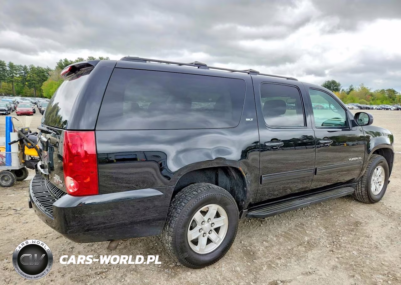 2014 GMC Yukon Xl K1500 Slt VIN:1GKS2KE7XER143842 - 3