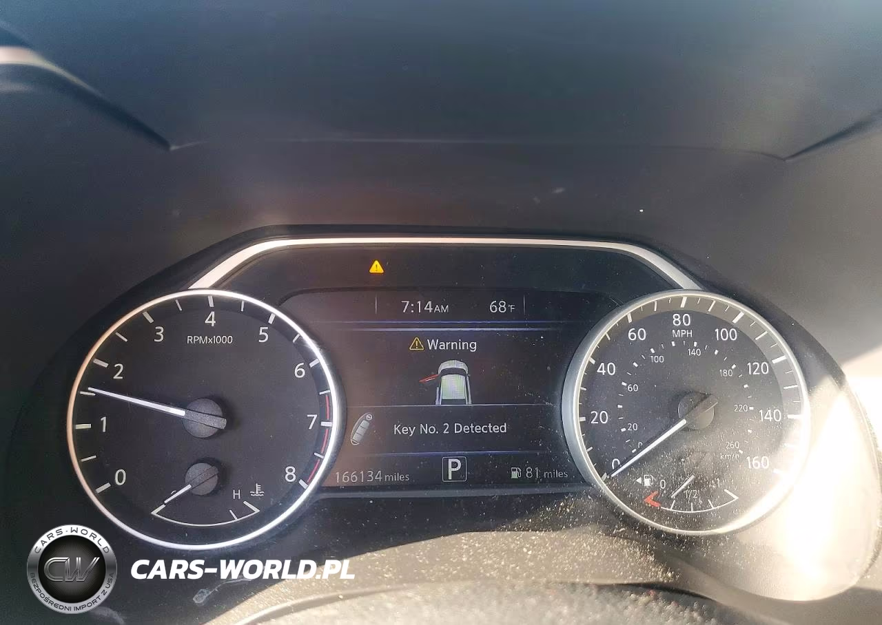 2018 Nissan Maxima VIN:1N4AA6AP6JC375669 - 9