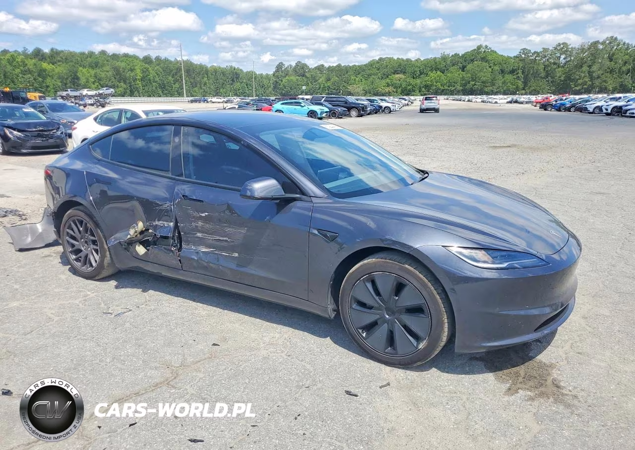 2025 Tesla Model 3 VIN:5YJ3E1EA1SF007078 - 4