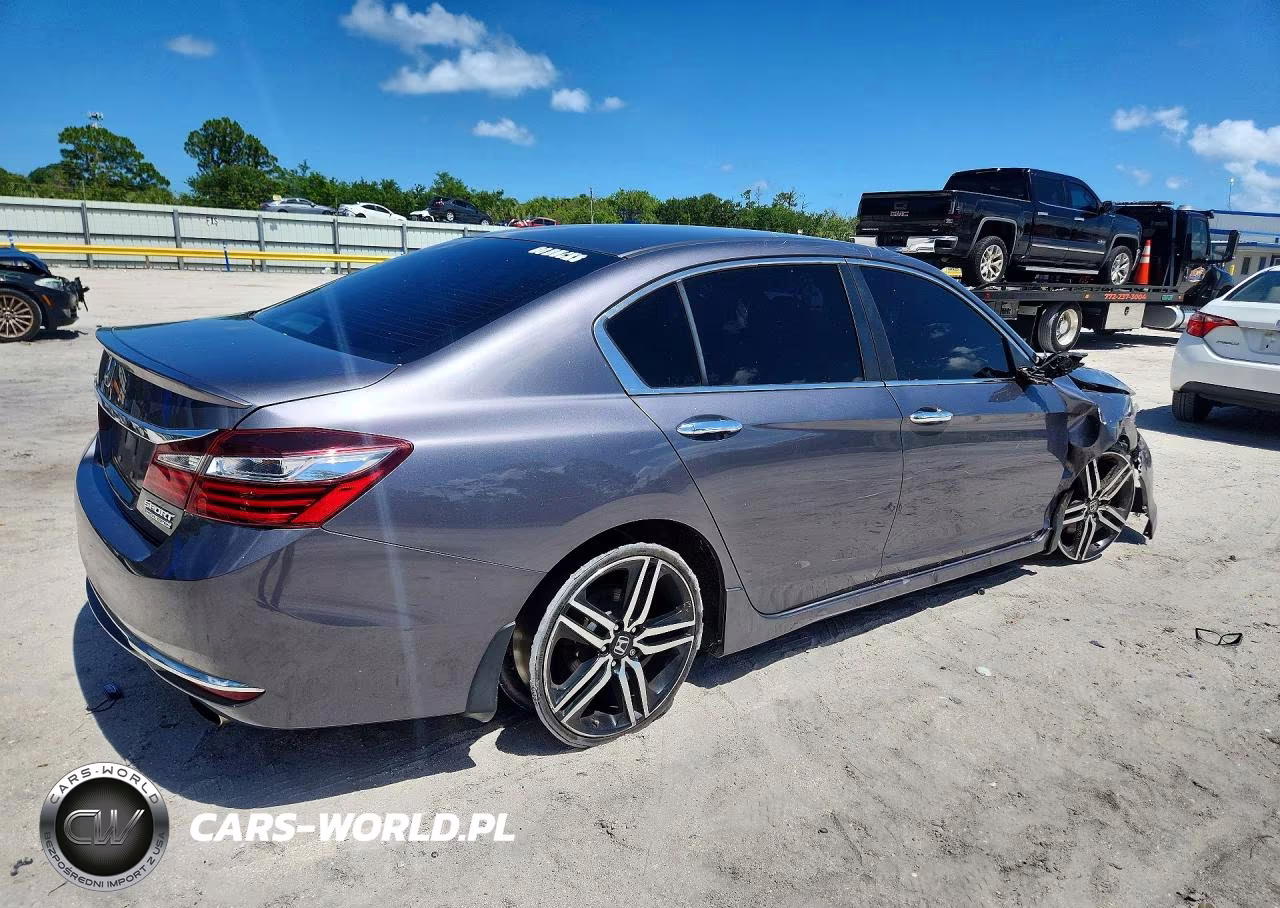 2017 Honda Accord Sport Special Edition VIN:1HGCR2F12HA045107 - 3