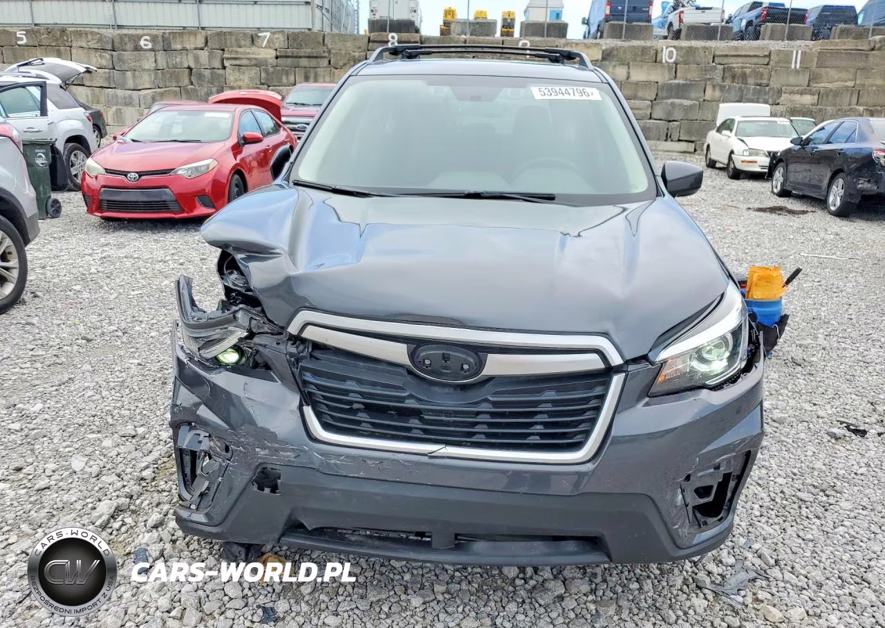 2020 Subaru Forester Premium VIN:JF2SKAJC6LH545354 - 5